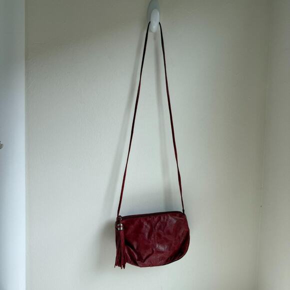 Vintage Genuine Leather Embossed Floral Crossbody Bag Burgundy Red - Picture 2 of 8